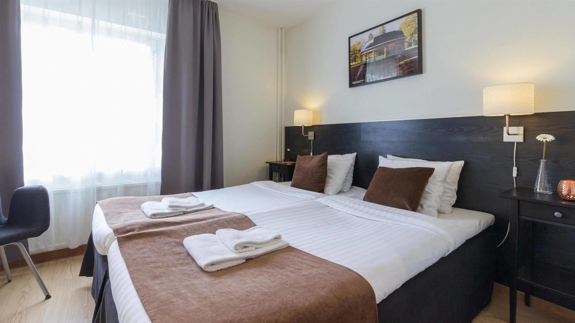 Pensionat City Gavle Bagian luar foto
