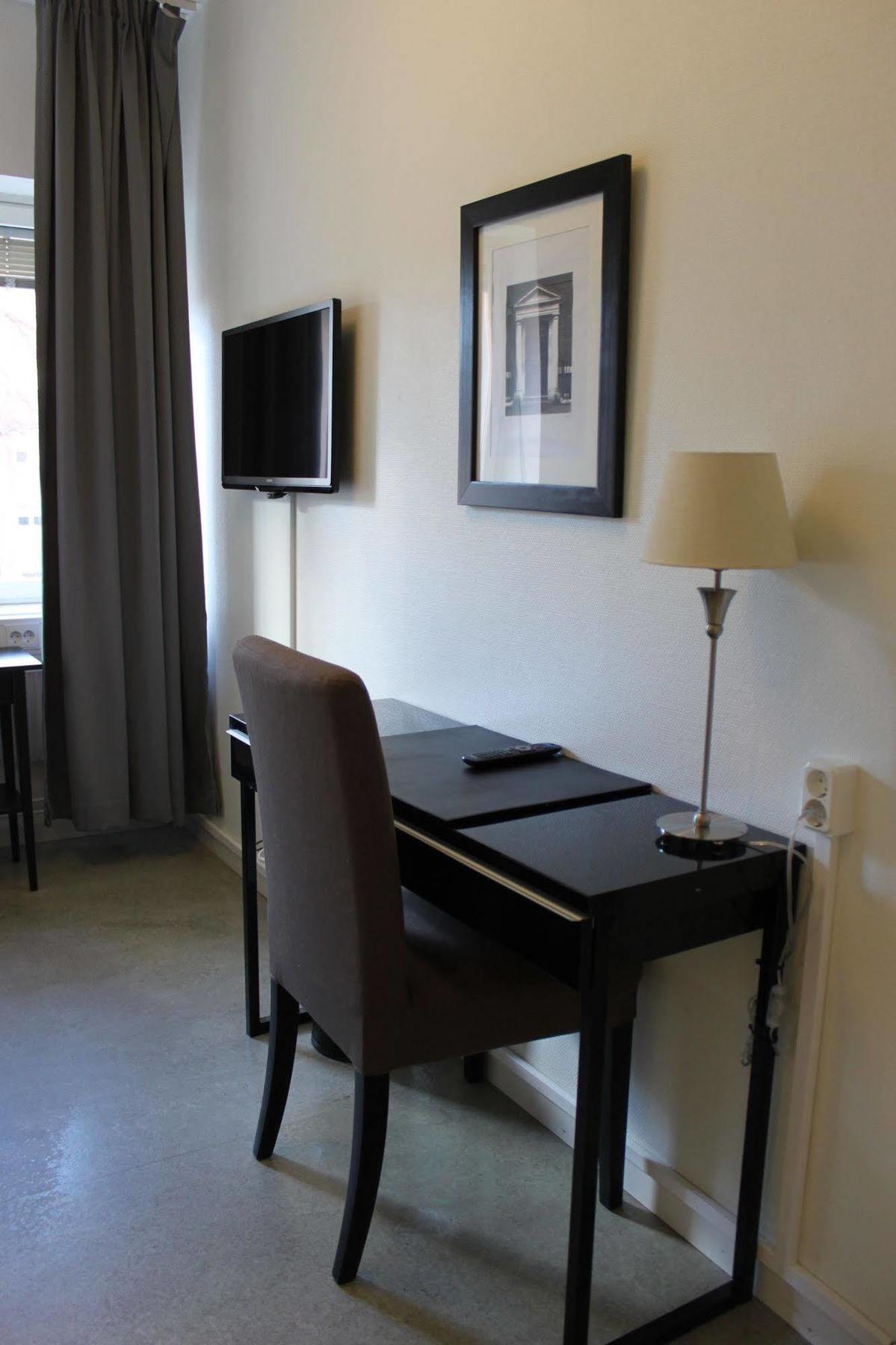 Pensionat City Gavle Bagian luar foto