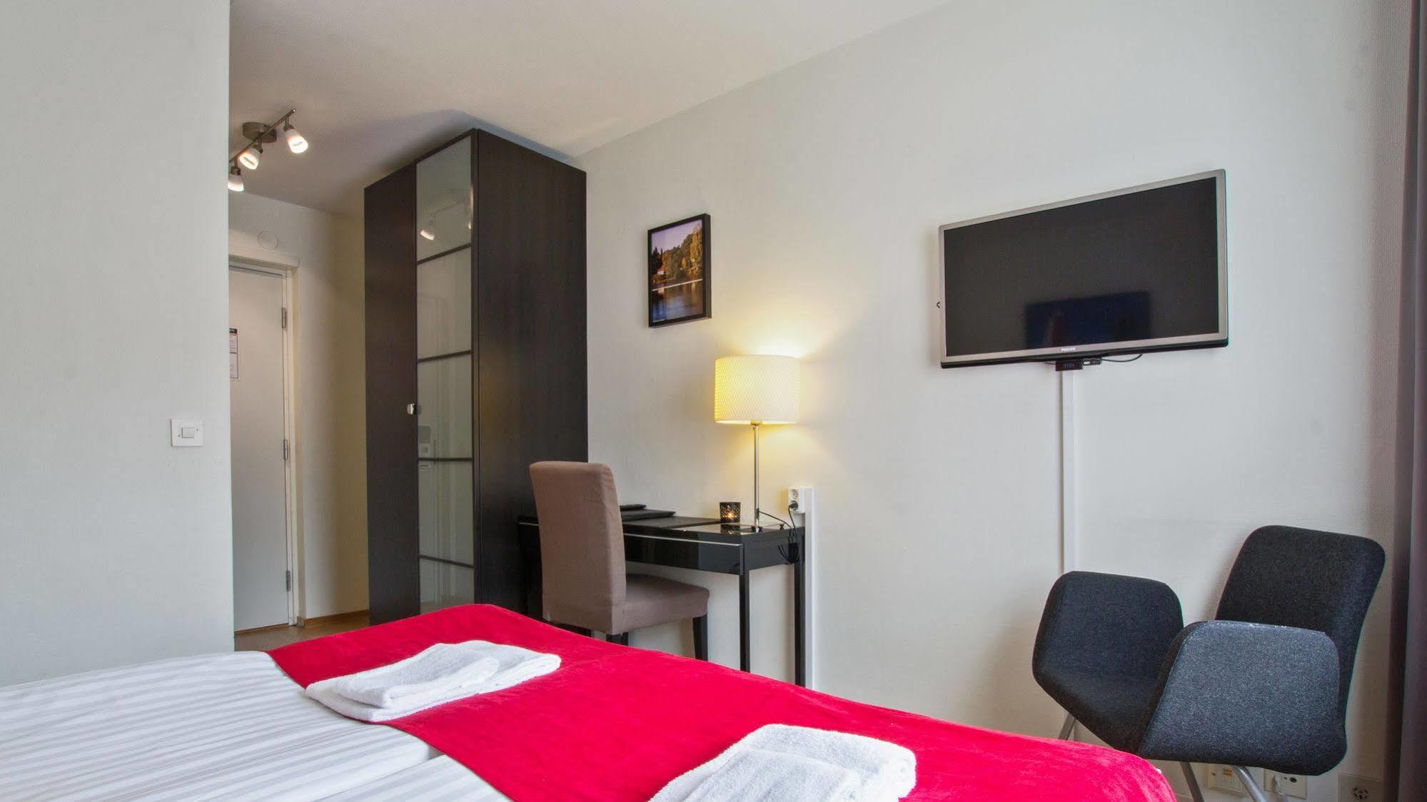 Pensionat City Gavle Bagian luar foto